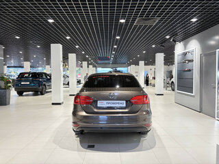 2012 Volkswagen Jetta VI, коричневый, 988000 рублей, вид 3