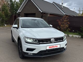 2020 Volkswagen Tiguan II Рестайлинг, белый, 2300000 рублей, вид 1
