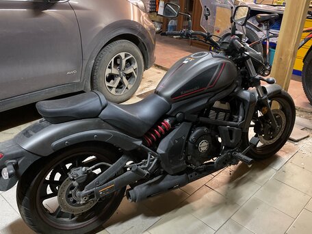 2021 Kawasaki EN650 Vulcan S, серый, 850000 рублей, вид 3