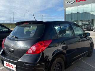 2013 Nissan Tiida I Рестайлинг, чёрный, 590000 рублей, вид 4
