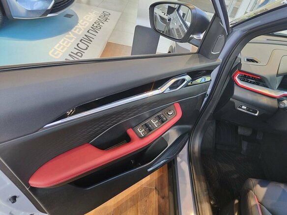 2026 Geely Coolray I Рестайлинг 2, пурпурный, 2964990 рублей - вид 16