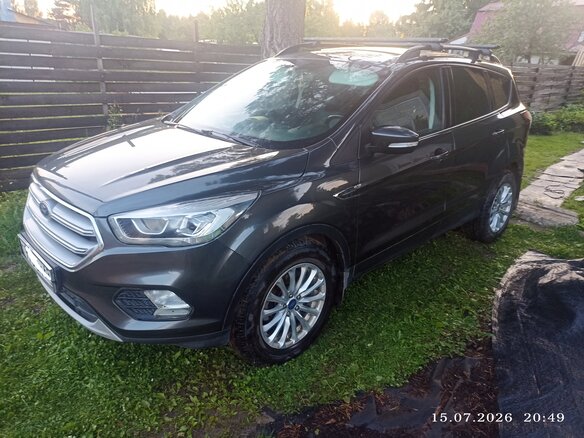2018 Ford Kuga II Рестайлинг, серый, 1750000 рублей