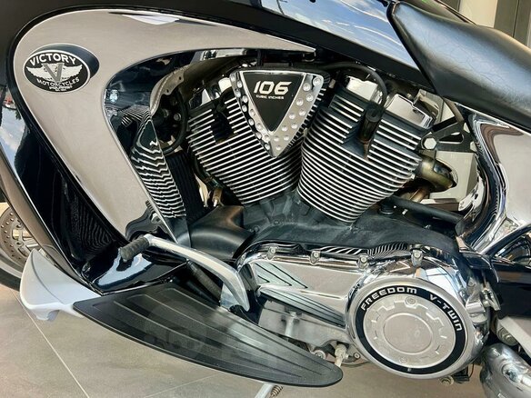 2009 Victory Vision Tour, чёрный, 900000 рублей - вид 3