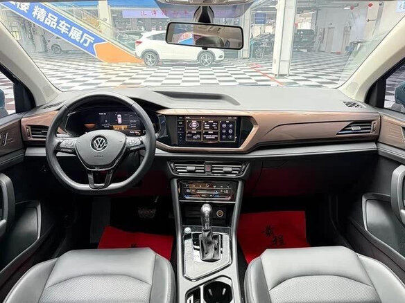 2022 Volkswagen Tharu I, голубой, 1650000 рублей - вид 4