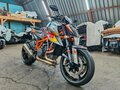 2021 KTM 1290 Super Duke R, серебристый, 1490000 рублей