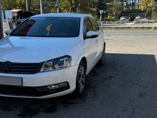2011 Volkswagen Passat B7, белый, 900000 рублей, вид 1