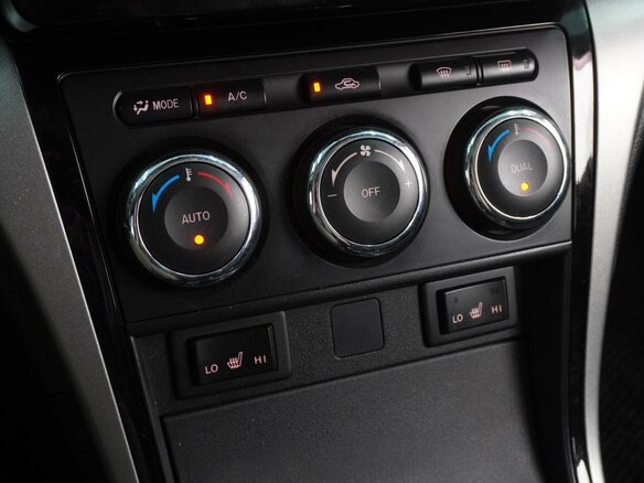 2009 Mazda 6 II (GH) Рестайлинг, чёрный, 859000 рублей - вид 12