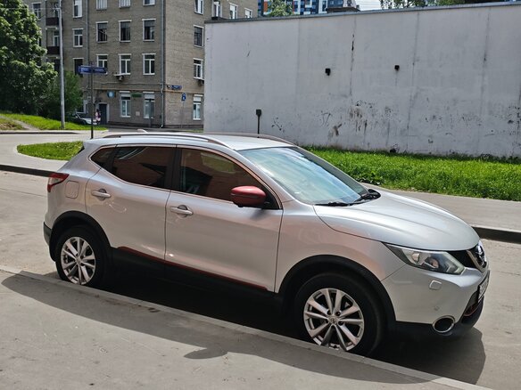 2017 Nissan Qashqai II, серебристый, 1490000 рублей - вид 5