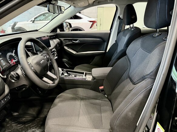 2026 Haval Jolion I Рестайлинг, чёрный, 2599000 рублей - вид 3