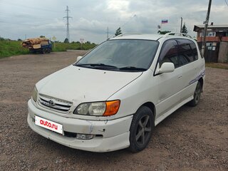 1998 Toyota Ipsum I (M10), белый, 360000 рублей, вид 1
