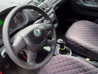 2011 Skoda Fabia II Рестайлинг, красный, 650000 рублей, вид 5