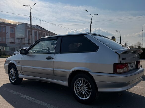2005 Lada (ВАЗ) 2113, серебристый, 250000 рублей - вид 3