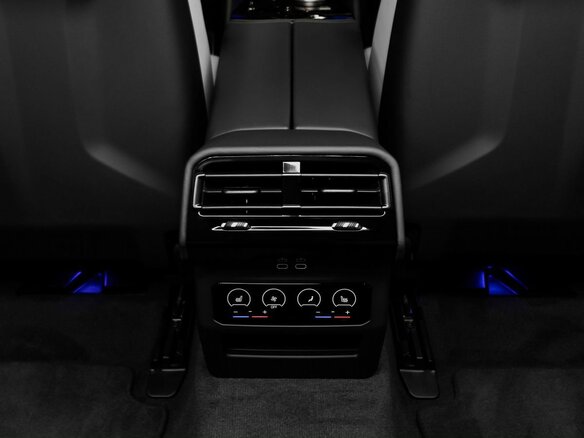 2026 BMW M5 VII (G90), синий, 22800000 рублей - вид 32