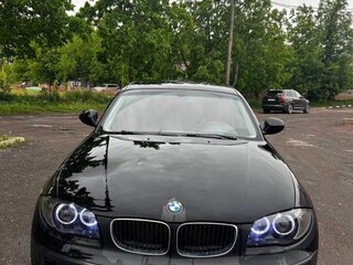 2011 BMW 1 серии 118i I (E81/E82/E87/E88) Рестайлинг, чёрный, 620000 рублей, вид 1