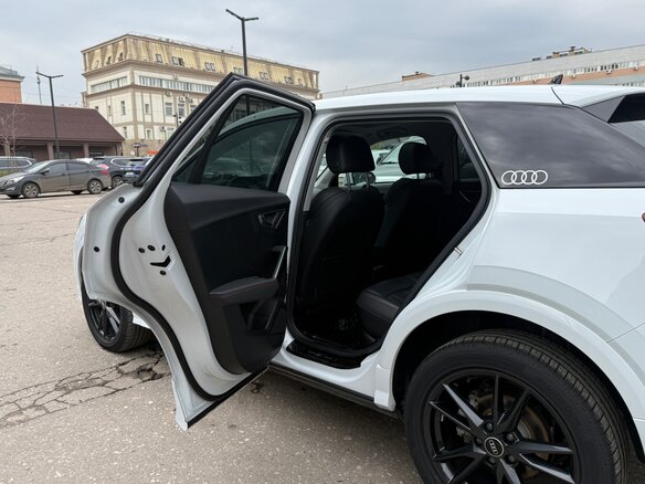 2022 Audi Q2 L 35 TFSI I Рестайлинг, белый, 2000000 рублей - вид 7
