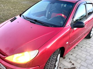 2007 Peugeot 206, красный, 400000 рублей, вид 2
