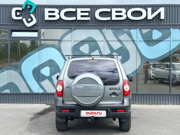 2011 Chevrolet Niva I Рестайлинг, серый, 697000 рублей - вид 5