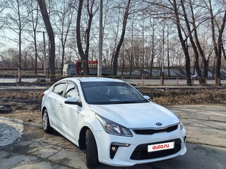 2019 Kia Rio IV, белый, 1200000 рублей, вид 1
