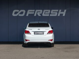 2015 Hyundai Solaris I Рестайлинг, белый, 830000 рублей, вид 4