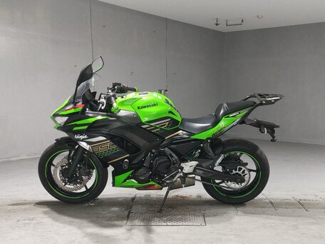 2020 Kawasaki Ninja 650, зелёный, 727000 рублей, вид 2