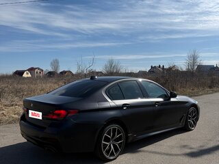 2021 BMW 5 серии 530d xDrive VII (G30/G31/G38) Рестайлинг, чёрный, 7150000 рублей, вид 3