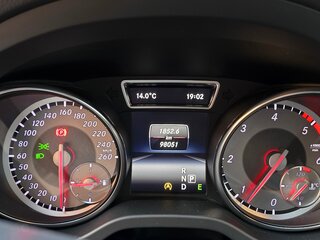 2015 Mercedes-Benz GLA 200 CDI I (X156), серый, 2300000 рублей, вид 5