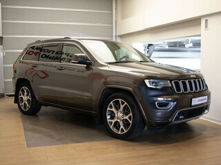 2019 Jeep Grand Cherokee IV (WK2) Рестайлинг, серый, 3690000 рублей, вид 3