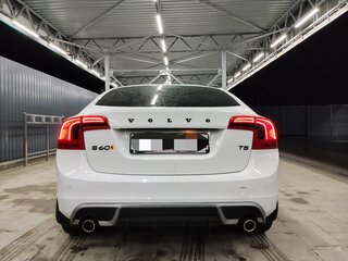 2012 Volvo S60 II, белый, 1800000 рублей, вид 2