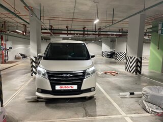 2015 Toyota Noah III (R80), белый, 1580000 рублей, вид 1