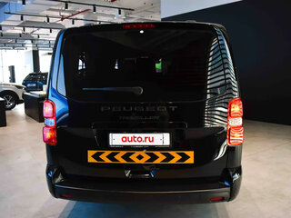 2025 Peugeot Traveller Long I Рестайлинг, чёрный, 4500000 рублей, вид 4
