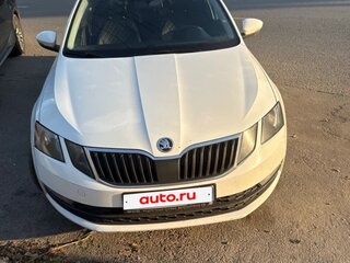 2020 Skoda Octavia III (A7) Рестайлинг, белый, 1200000 рублей, вид 2