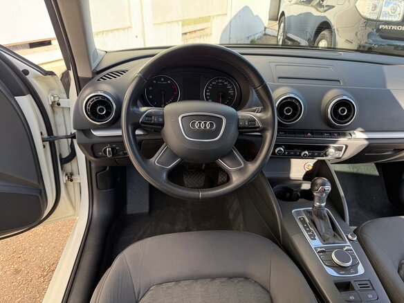 2014 Audi A3 III (8V), белый - вид 8