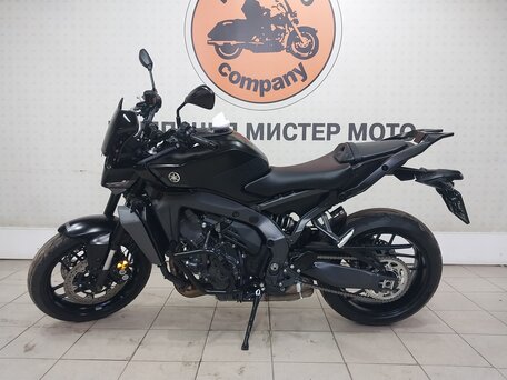 2025 Yamaha MT-09 (FZ-09), чёрный, 1399000 рублей, вид 2