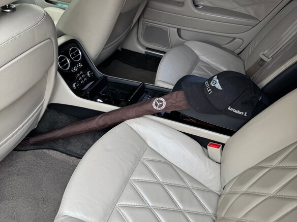 2007 Bentley Continental Flying Spur, чёрный, 2800000 рублей - вид 3