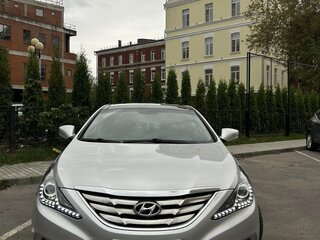 2011 Hyundai Sonata VI (YF), серебристый, 1170000 рублей, вид 1