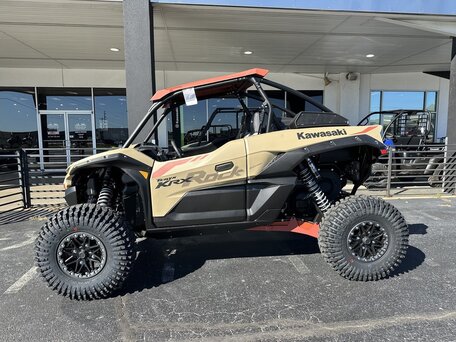 2026 Kawasaki Teryx KRX 1000, бежевый, 3145000 рублей, вид 3