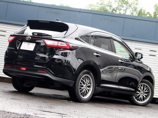 2018 Toyota Harrier III (XU60) Рестайлинг, чёрный, 1960911 рублей, вид 3