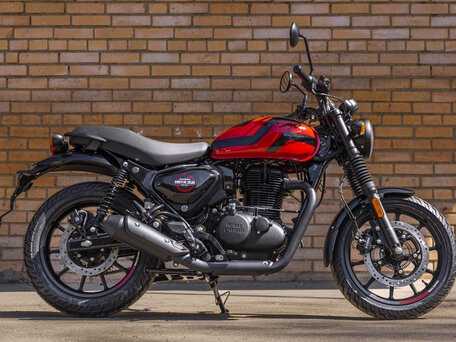 2026 Royal Enfield Hunter, красный, 462000 рублей, вид 4