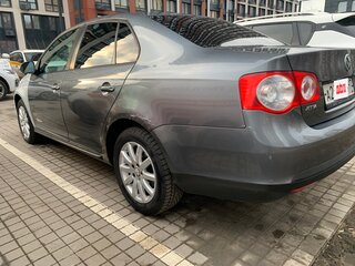 2010 Volkswagen Jetta V, серый, 455000 рублей, вид 4