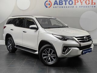 Toyota Fortuner II