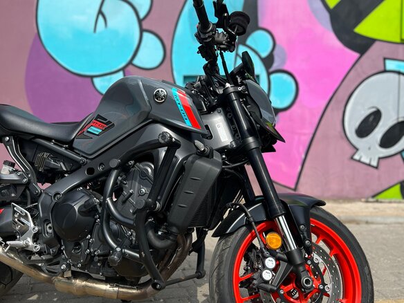 2021 Yamaha MT-09 (FZ-09), серый, 1050000 рублей - вид 8