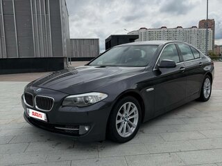 2011 BMW 5 серии 528i VI (F10/F11/F07), серый, 1820000 рублей, вид 1