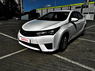 2014 Toyota Corolla XI (E160, E170, E180), белый, 1300000 рублей, вид 2