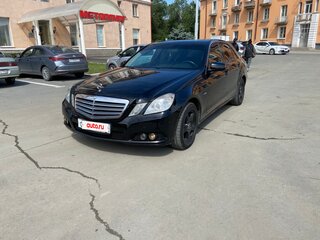 2011 Mercedes-Benz E-Класс 200 NGT IV (W212, S212, C207), чёрный, 1900000 рублей, вид 3