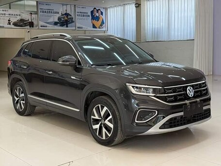 2023 Volkswagen Tayron I Рестайлинг, серый, 2650000 рублей, вид 1