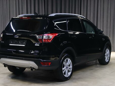 2016 Ford Kuga II Рестайлинг, чёрный, 1149000 рублей, вид 2