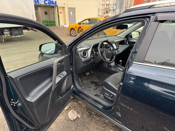2018 Toyota RAV4 IV (XA40) Рестайлинг, синий, 3350000 рублей - вид 8