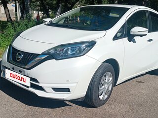 2017 Nissan Note II Рестайлинг, белый, 680000 рублей, вид 1