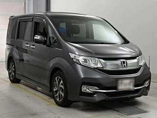 2017 Honda Stepwgn Spada V Рестайлинг, серебристый, 1562000 рублей, вид 5