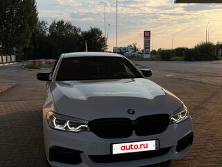 2019 BMW 5 серии 530i xDrive VII (G30/G31/G38), белый, 4150000 рублей, вид 1